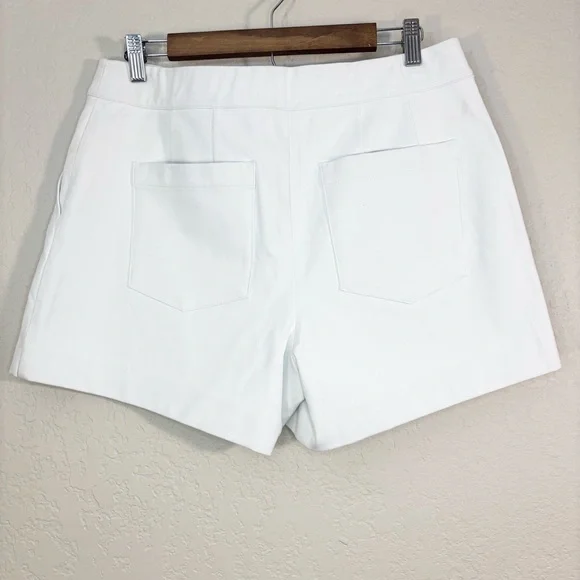 NWT Spanx On-the-Go 4” Silver Lining Technology Shorts Classic White Size L - Picture 5 of 13